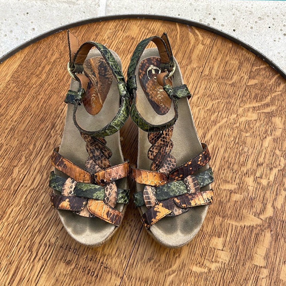 Earthies leather wedge sandals | Size 6.5